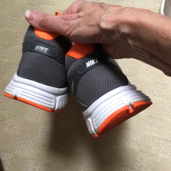 Men’s Nike Sneakers 11.5 - Picture 5 of 5